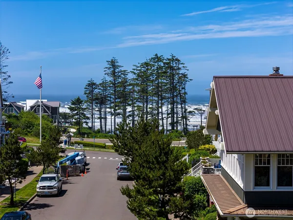 $850,000 | 71 Campfire Lane, Pacific Beach, WA 98571