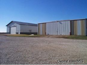 2669 Old State Road Jacksonville, IL 62650 - Photo 6 of 9