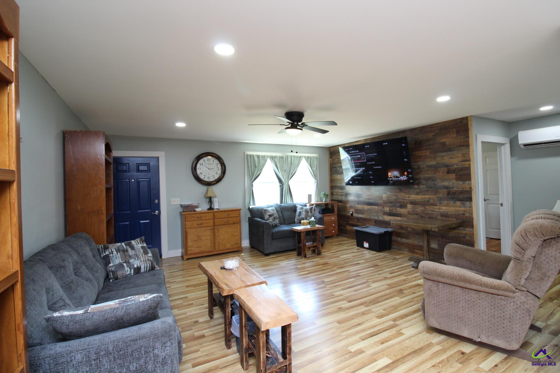 218 6th Avenue Rochelle, GA 31079 - Photo 9 of 22