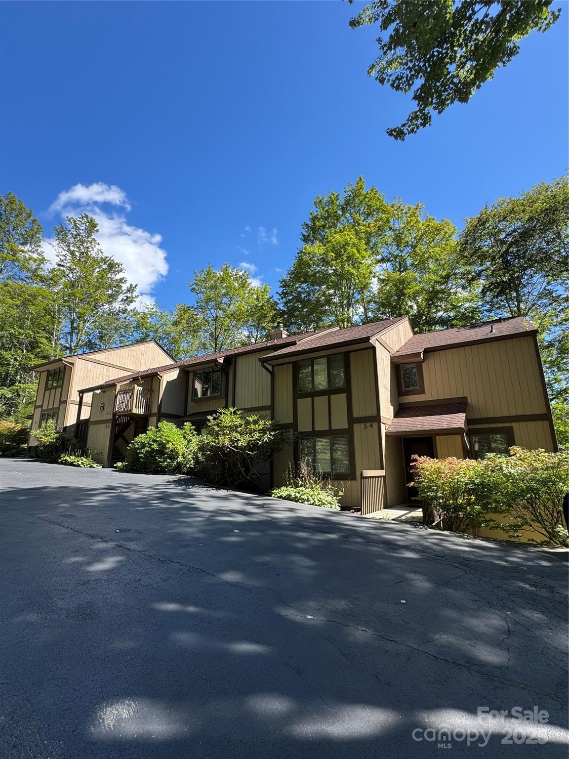 175 Ridgeview Road, Unit 2 Sugar Mountain, NC 28604 - Photo 2 of 21