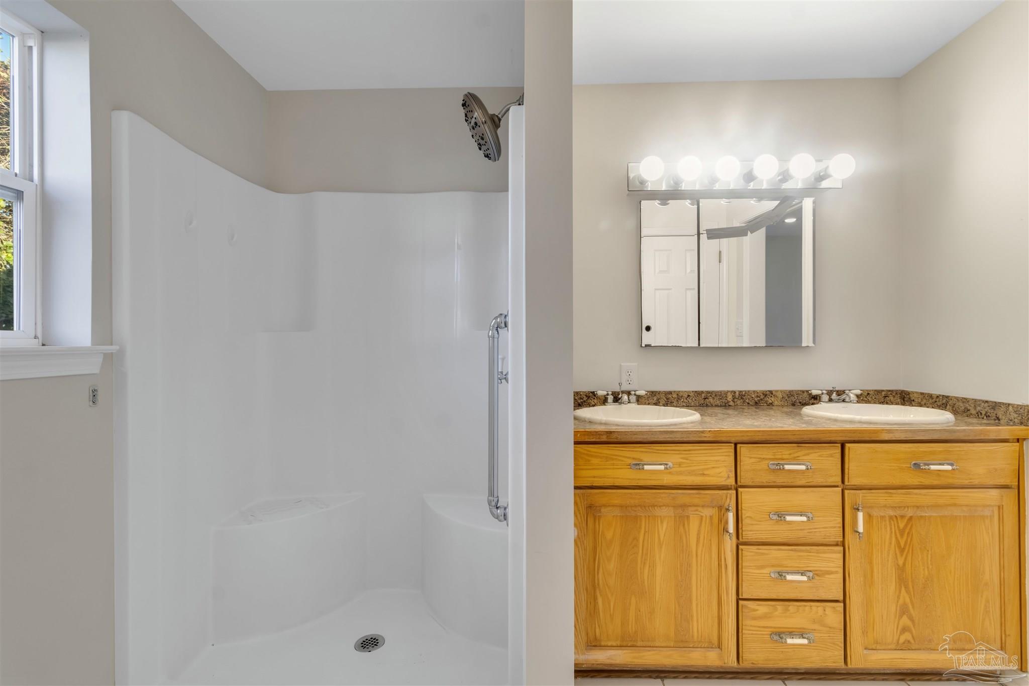 327 Gibbs Road Pensacola, FL 32507 - Photo 27 of 44 Gallery Image 27