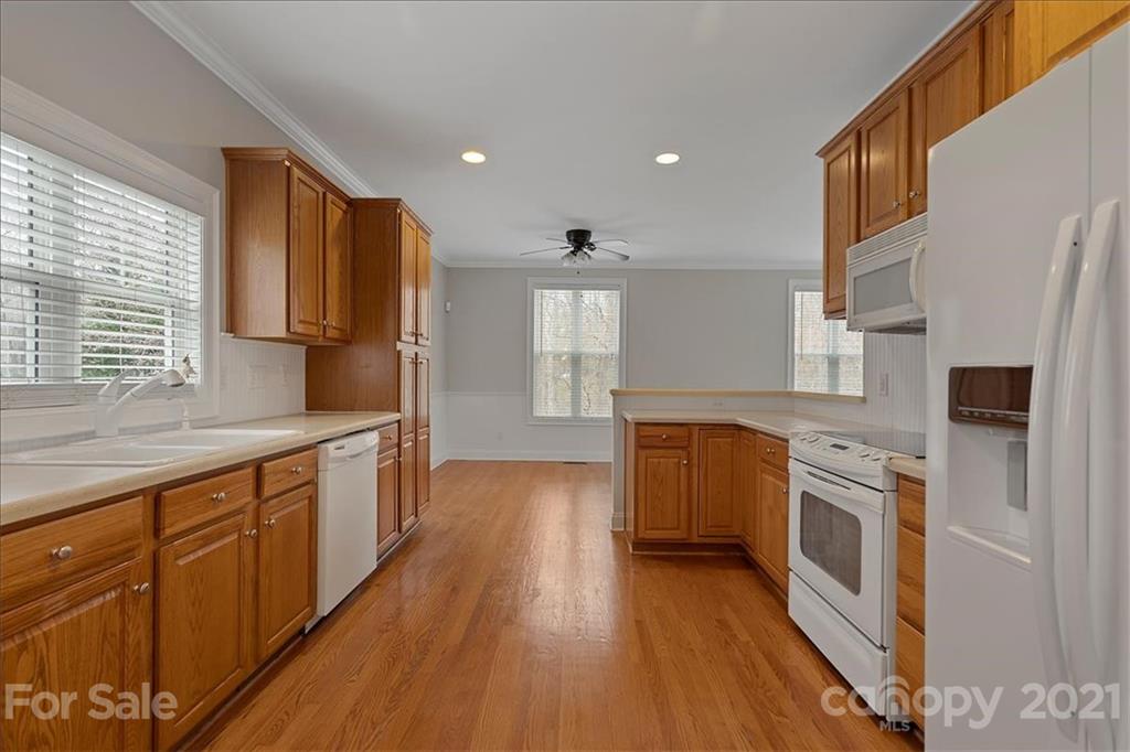 841 Creek Bluff Road Rock Hill, SC 29732 - Photo 19 of 39 Gallery Image 19