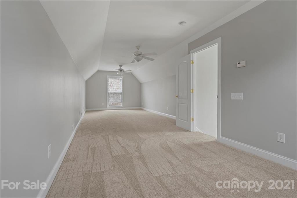 841 Creek Bluff Road Rock Hill, SC 29732 - Photo 32 of 39 Gallery Image 32