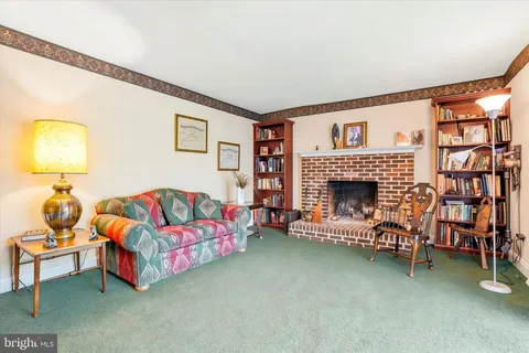 $675,000 | 1900 Gibson Drive, Hatboro, PA 19040