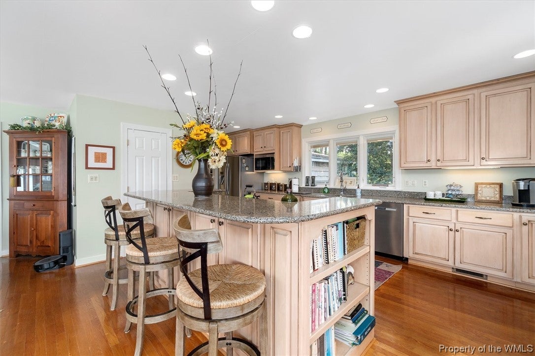 480 Wind Mill Point Road Hampton, VA 23664 - Photo 8 of 50 Gallery Image 8