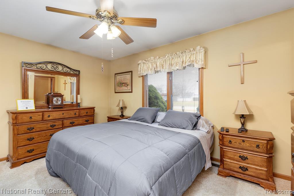 17047 Quarry Road Riverview, MI 48193 - Photo 18 of 32