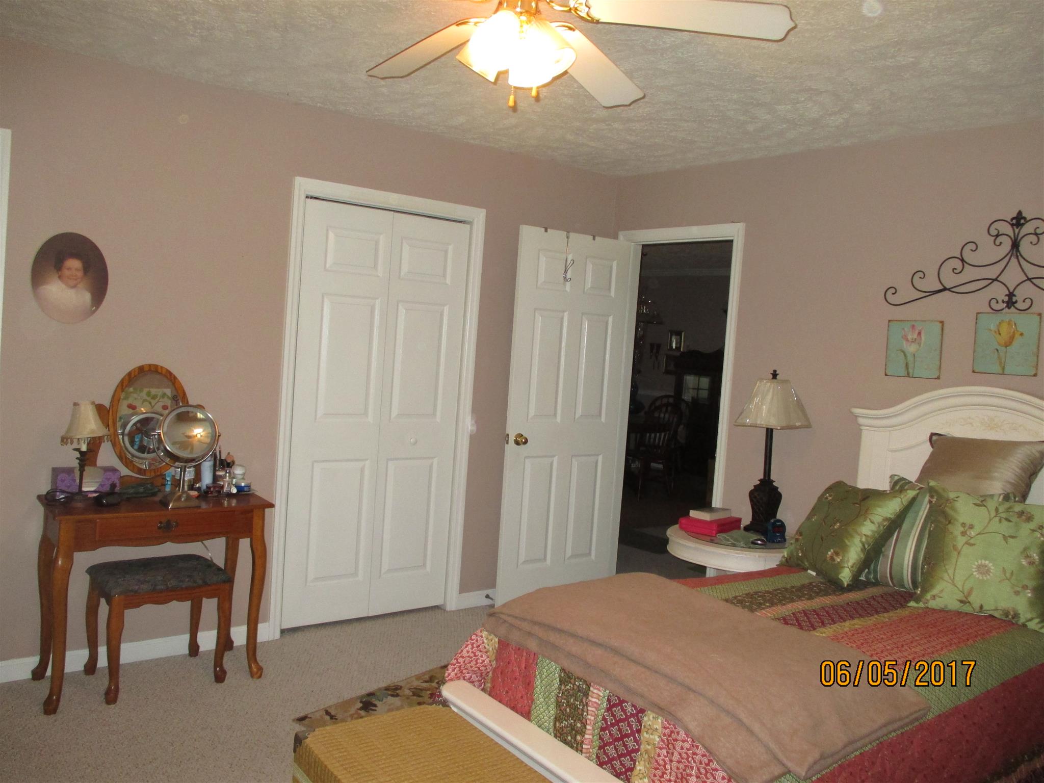 17 Volunteer Road Petersburg, TN 37144 - Photo 9 of 19 Master Bedroom has a Private Full Bath