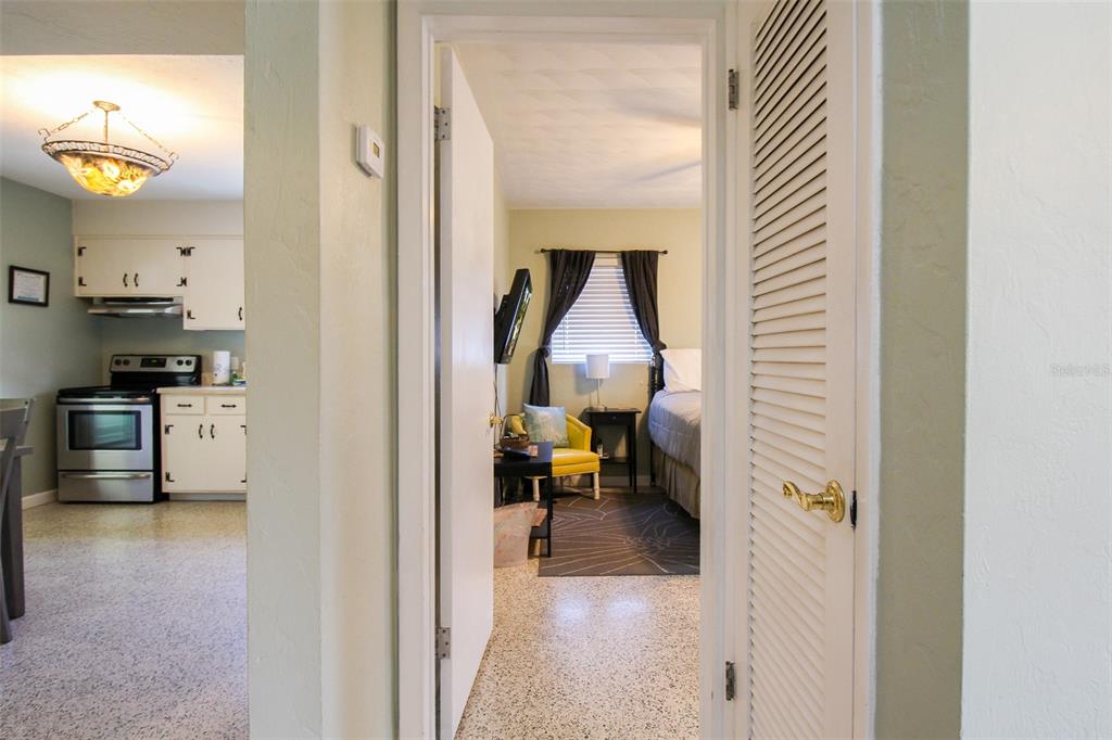 Undisclosed Address Venice, FL 34285 - Photo 13 of 63