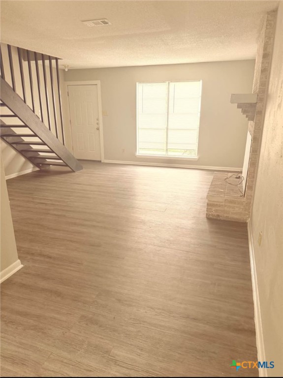 121 Regency Avenue Victoria, TX 77904 - Photo 3 of 6 a view of a room with an empty room