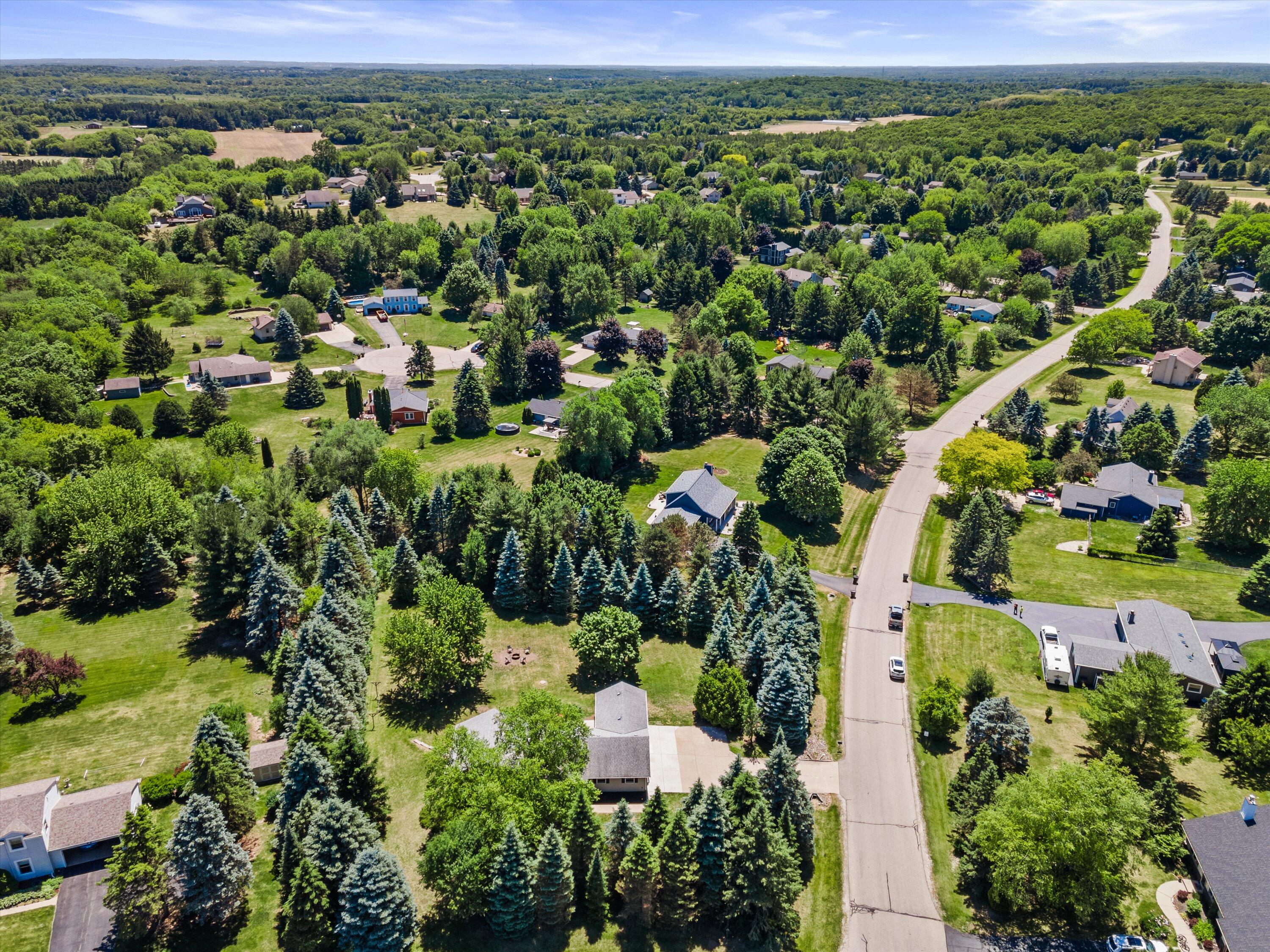 620 Prairie View Drive North Prairie, WI 53153 - Photo 35 of 52 Aerial Neighborhood View