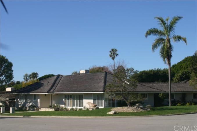 136 Rocky Point Road Palos Verdes Estates, CA 90274 - Photo 1 of 1 Front view