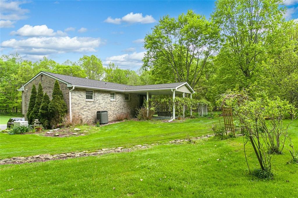 350 Apache Lane Apollo, PA 15613 - Photo 4 of 34 a view of a house with a yard