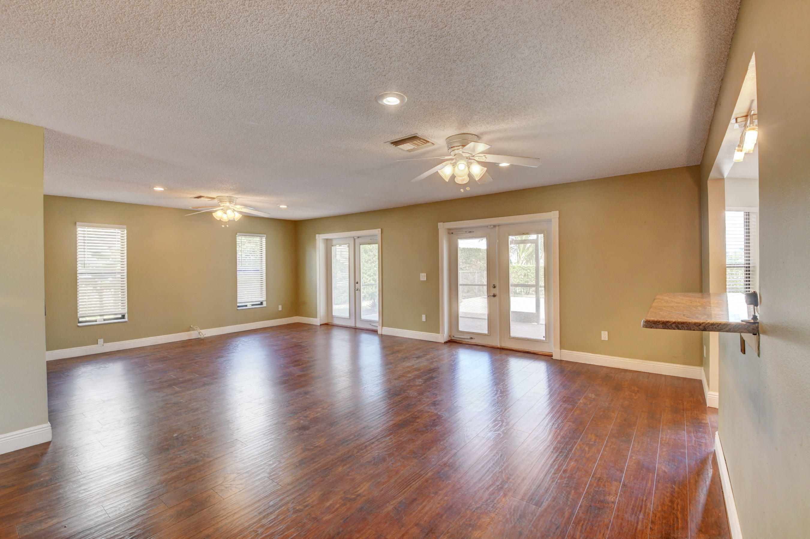 10732 Sea Cliff Circle Boca Raton, FL 33498 - Photo 10 of 80 DSC_3547_48_49_50_51