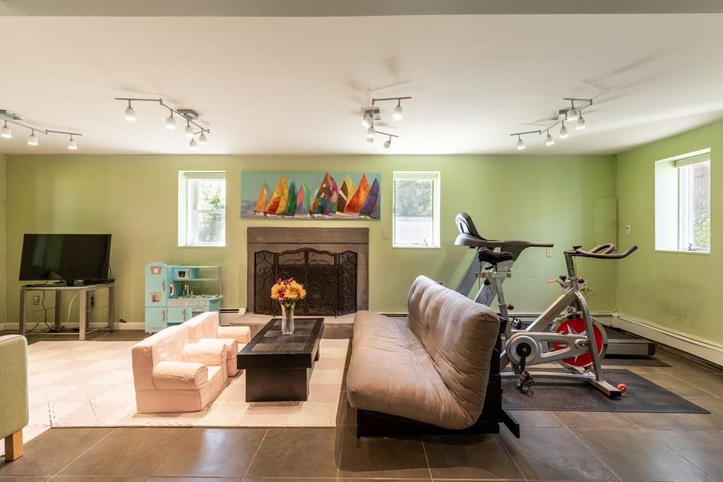 8 Falcon Road Sharon, MA 02067 - Photo 26 of 38 Gallery Image 26