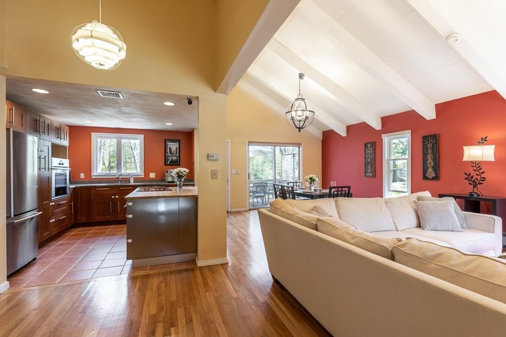 8 Falcon Road Sharon, MA 02067 - Photo 8 of 38 Gallery Image 8