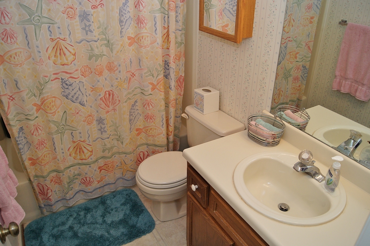 4920 Huntridge Road Roanoke, VA 24012 - Photo 16 of 25 dsc02157