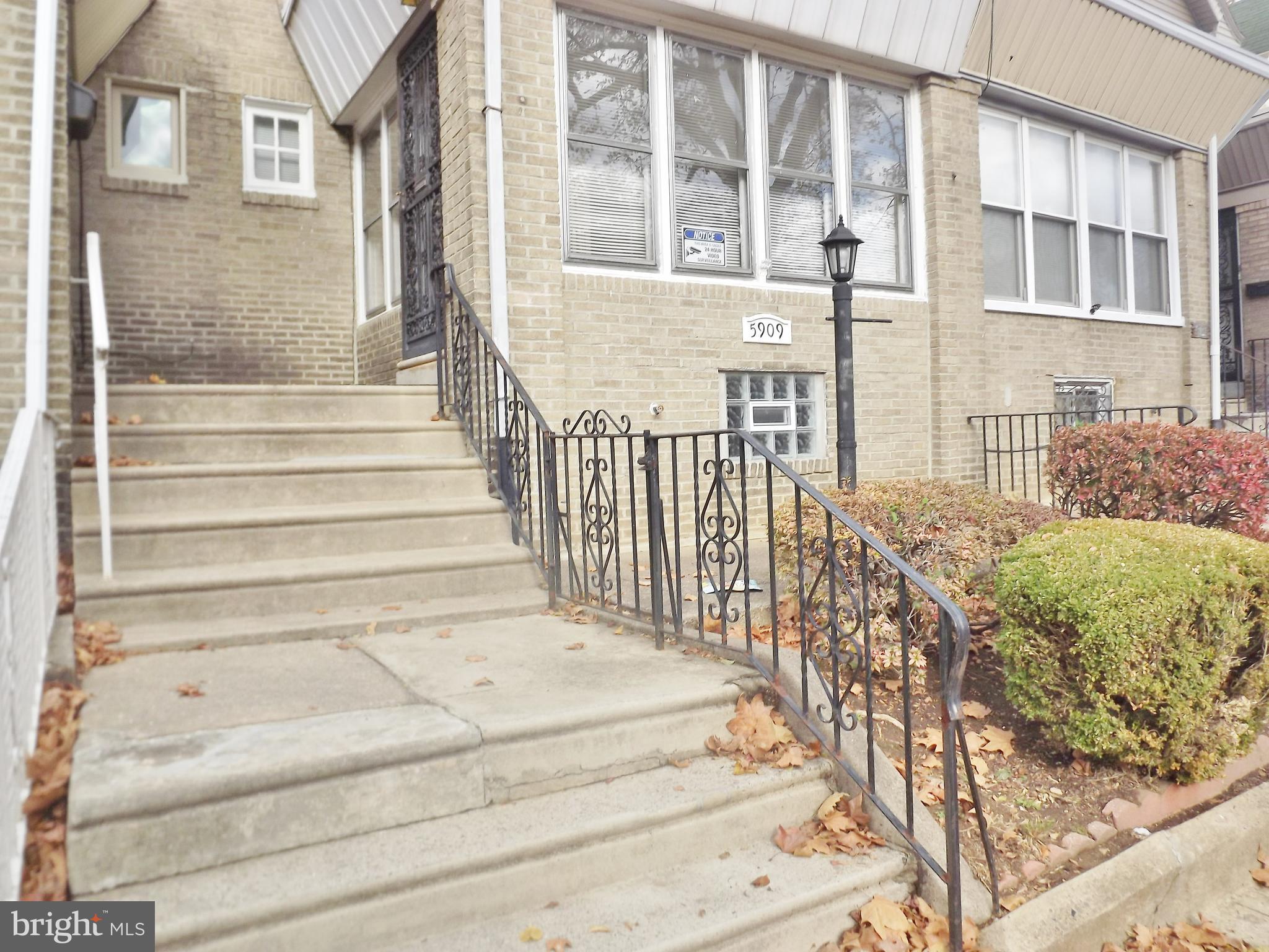 5909 Nassau Road Philadelphia, PA 19151 - Photo 1 of 23 Gallery Image 1