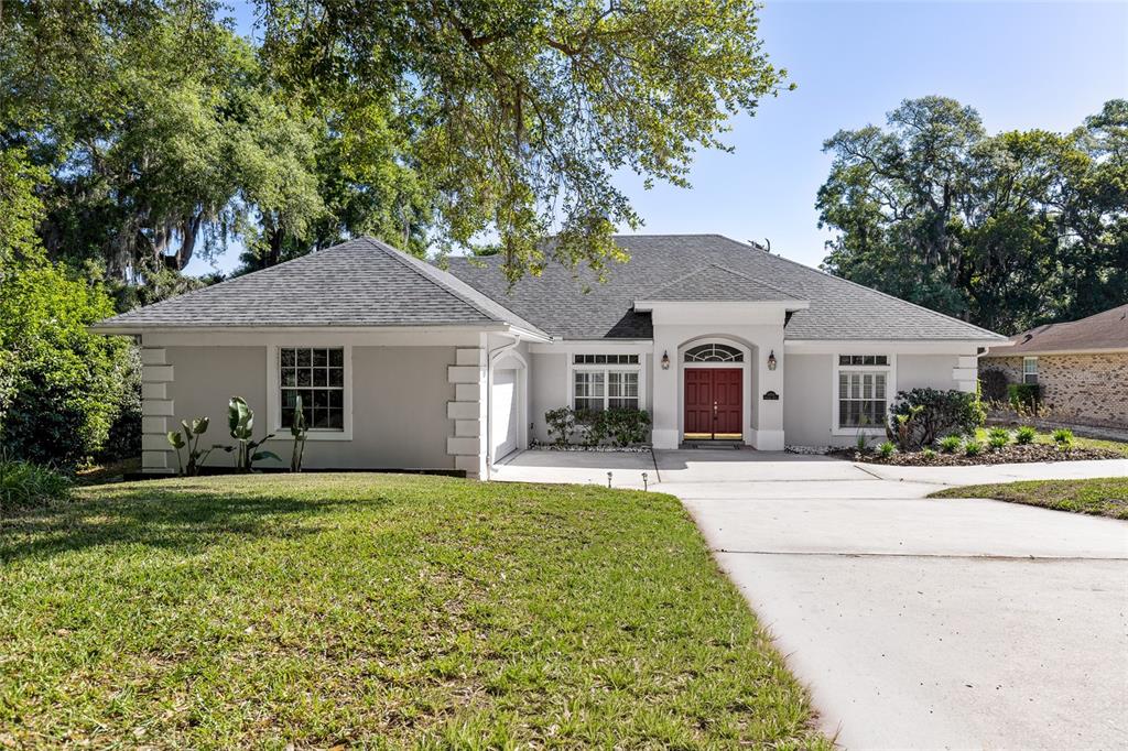 2054 Sawgrass Drive Apopka, FL 32712 - Photo 1 of 32
