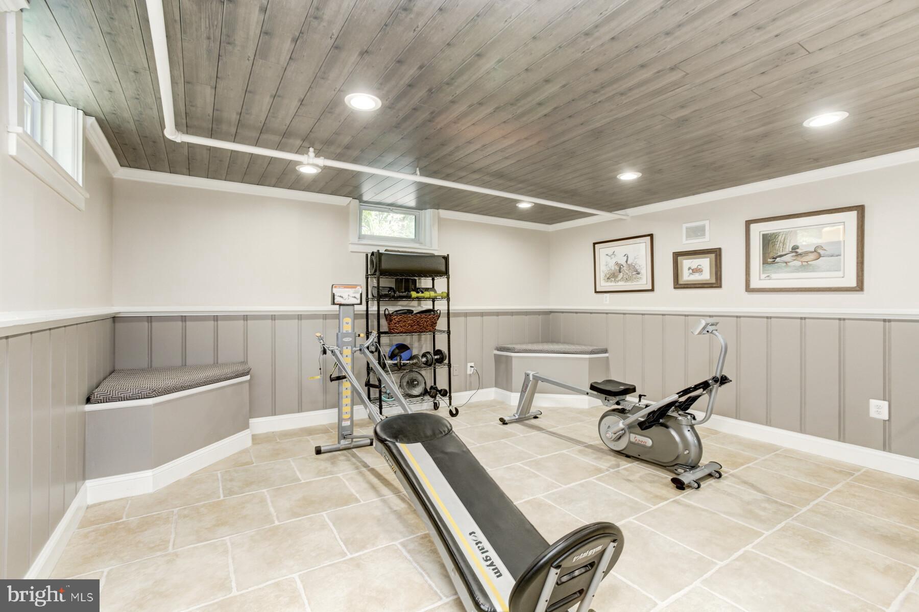 3650 Valley Road Ellicott City, MD 21042 - Photo 22 of 36 Built-in seating in Rec Room