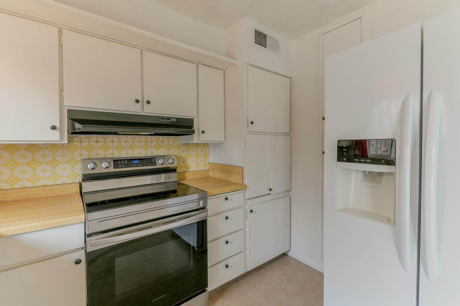 4312 Hendrix Road Northeast Albuquerque, NM 87110 - Photo 11 of 42 Gallery Image 11