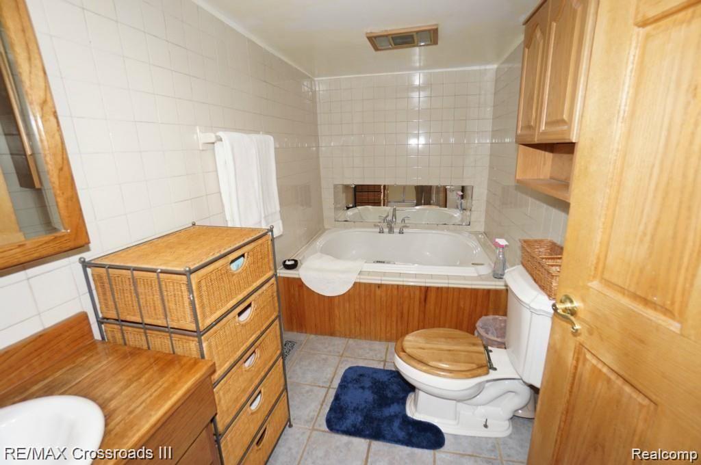 6315 Denton Road Belleville, MI 48111 - Photo 6 of 7