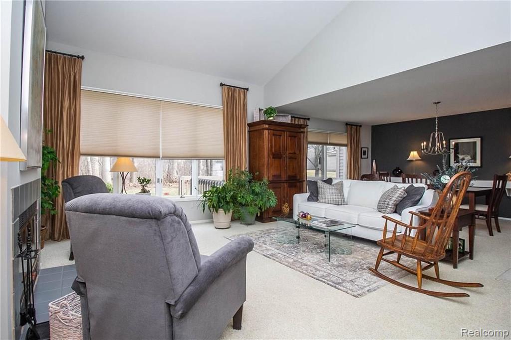 5388 Parkgrove Road, Unit 21 Ann Arbor, MI 48103 - Photo 5 of 35