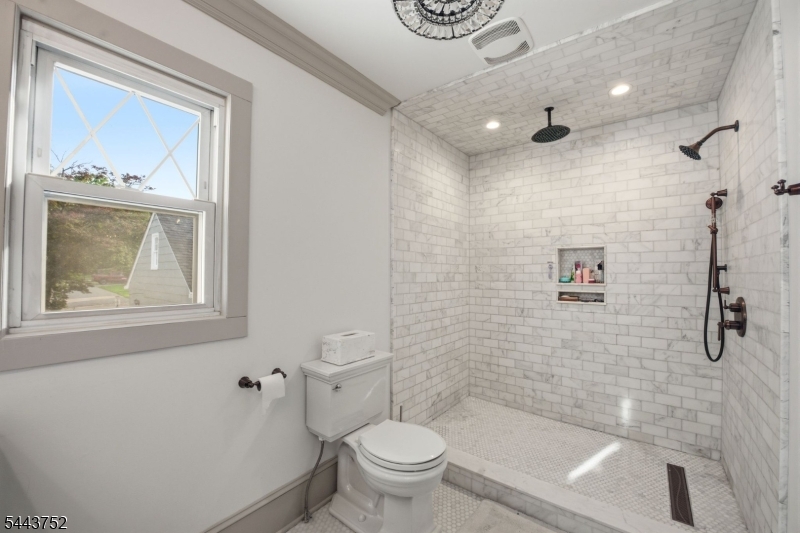 117 Wilmore Road Little Falls, NJ 07424 - Photo 19 of 36