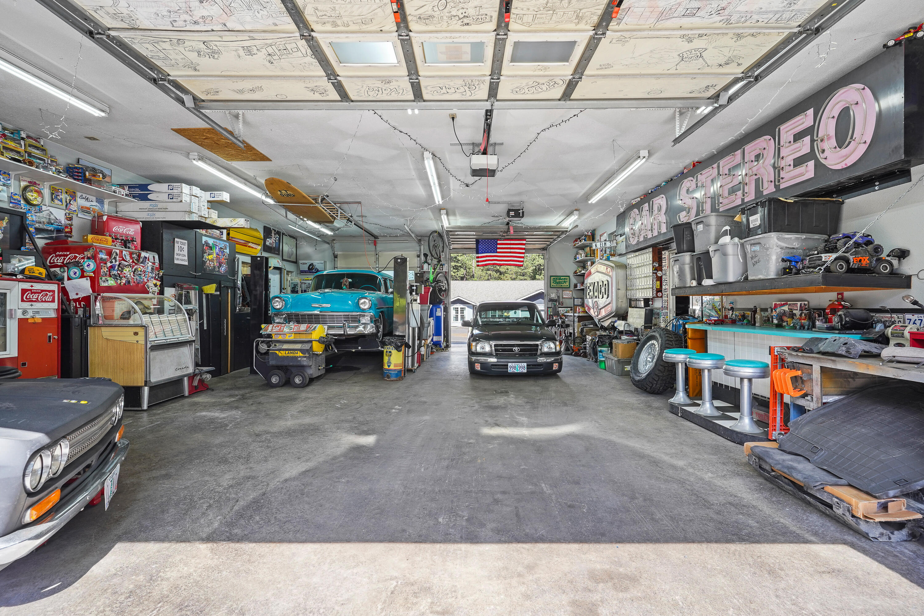 60060 Turquoise Road Bend, OR 97702 - Photo 47 of 58 Shop