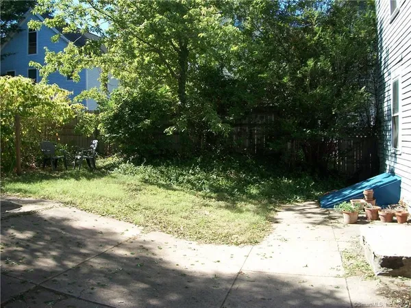 $2,000 | 20 Lawrence Street, Unit 2, New Haven, CT 06511