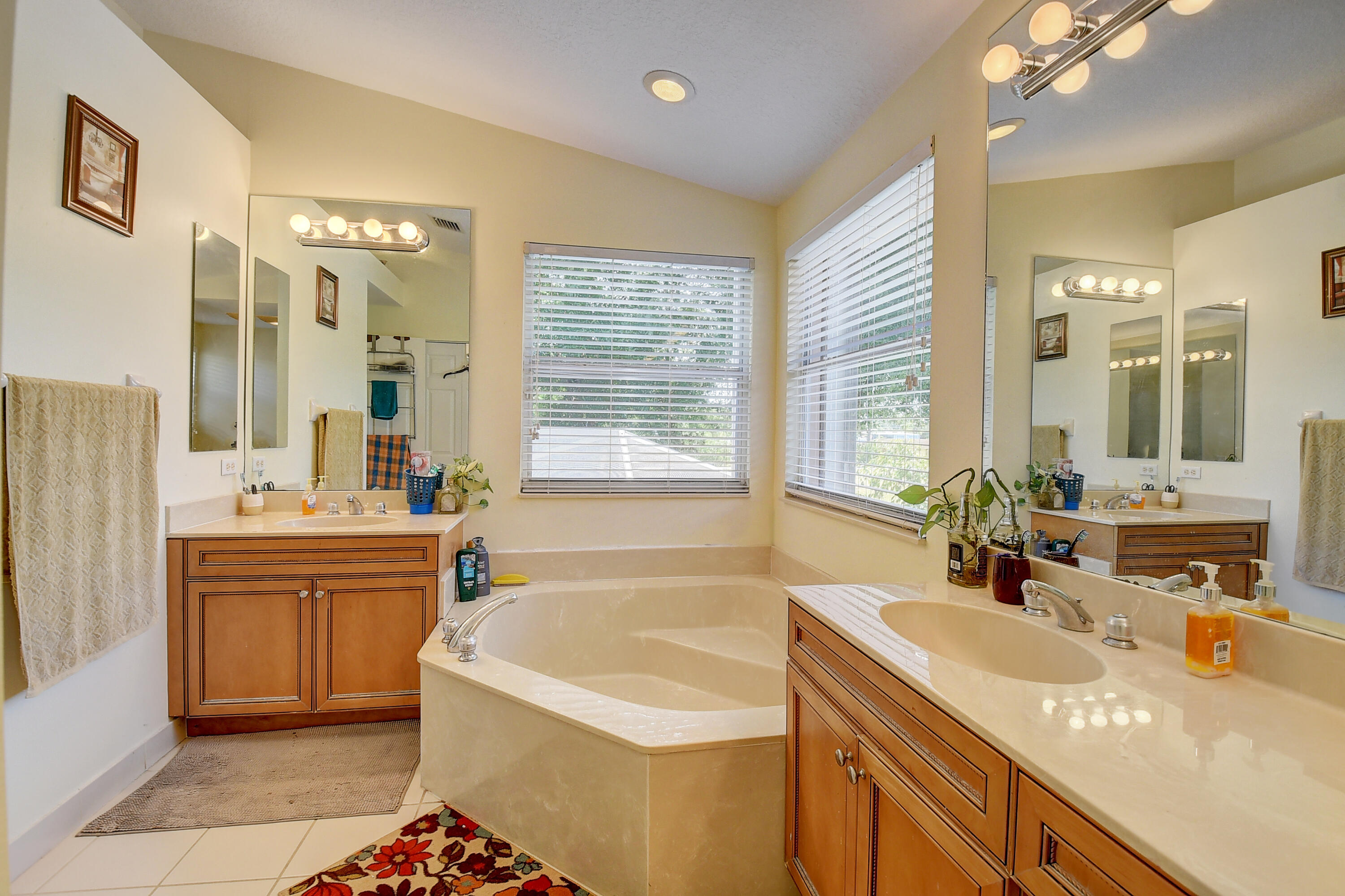 4810 South Classical Boulevard Delray Beach, FL 33445 - Photo 29 of 50 44_dsc_2401_2_3_4_5