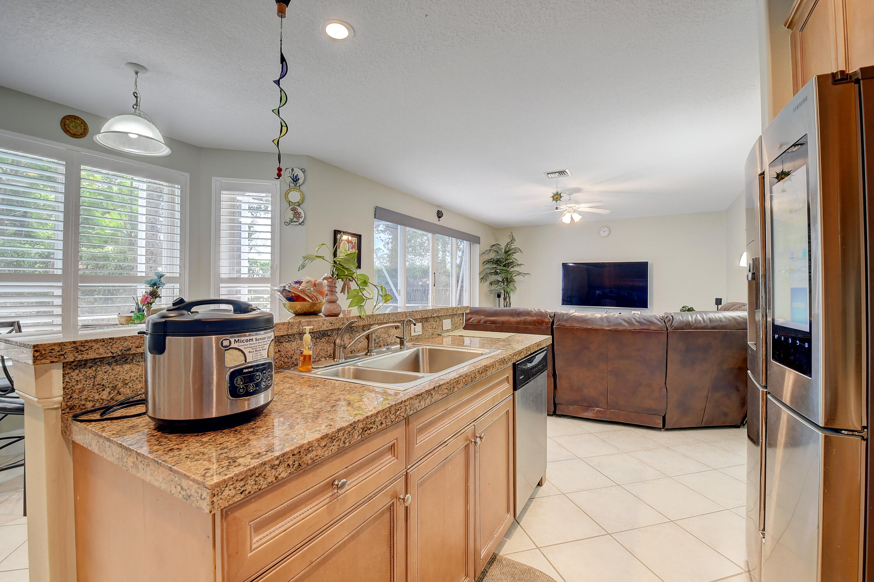4810 South Classical Boulevard Delray Beach, FL 33445 - Photo 8 of 50 20_dsc_2281_2_3_4_5