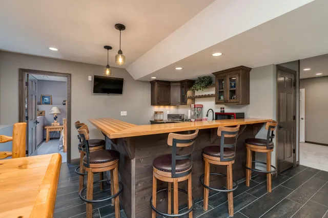 $589,900 | 201 Firewatch Drive, Jordan, MN 55352