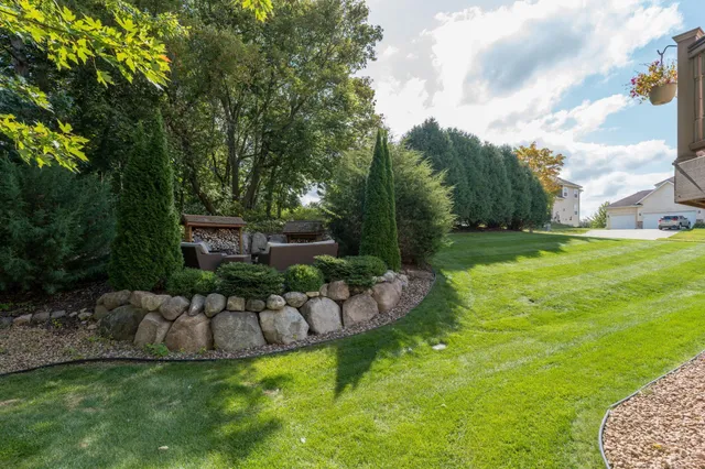 $589,900 | 201 Firewatch Drive, Jordan, MN 55352