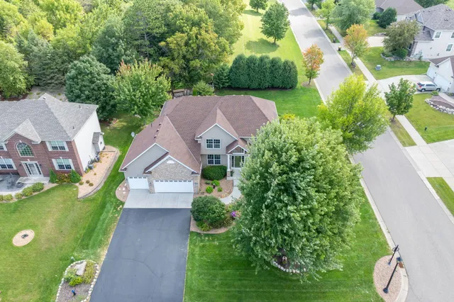 $589,900 | 201 Firewatch Drive, Jordan, MN 55352