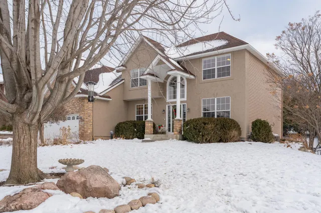 $589,900 | 201 Firewatch Drive, Jordan, MN 55352