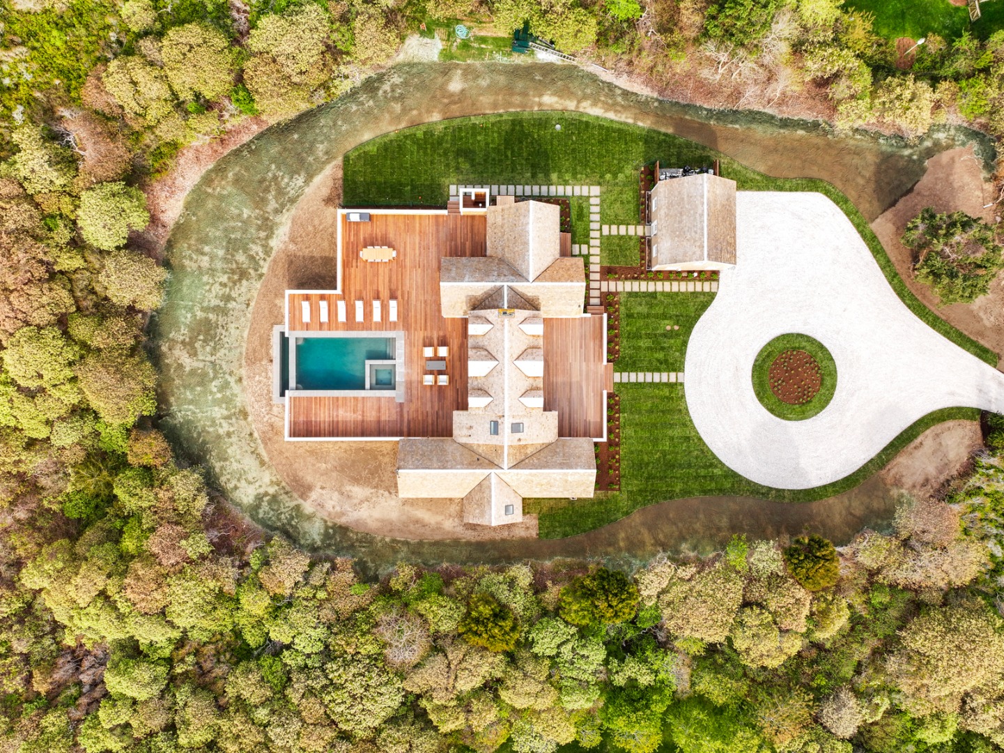 20 North Pasture Lane Nantucket, MA 02554 - Photo 2 of 48