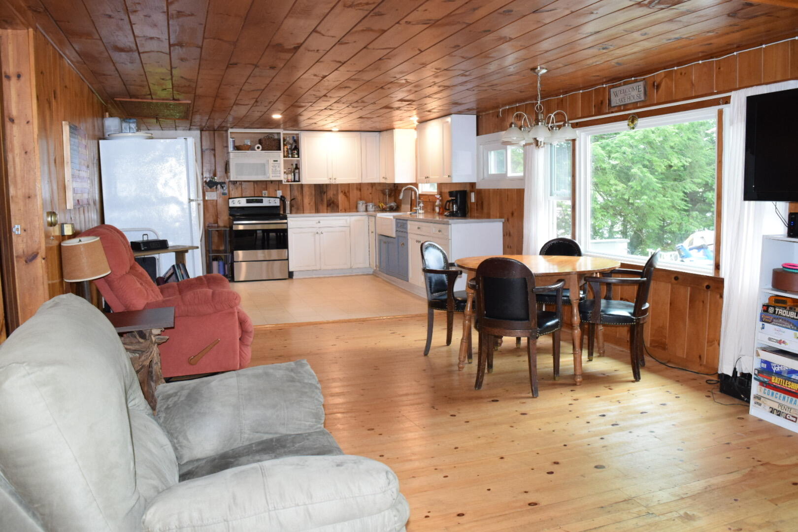 112 Cottage Road Limerick, ME 04048 - Photo 8 of 20 70FF7035-F288-45B1-8A99-FD8B25C14031