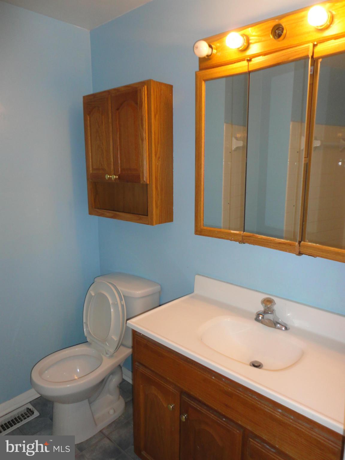 35 Coliston Road, Unit D Reisterstown, MD 21136 - Photo 7 of 11 Bath