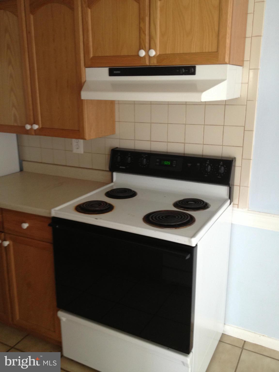 35 Coliston Road, Unit D Reisterstown, MD 21136 - Photo 10 of 11 Kitchen