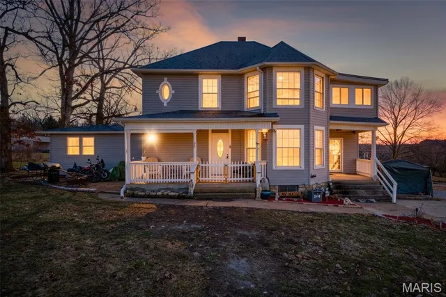 $329,900 | 20 Federal Park Avenue, Park Hills, MO 63601