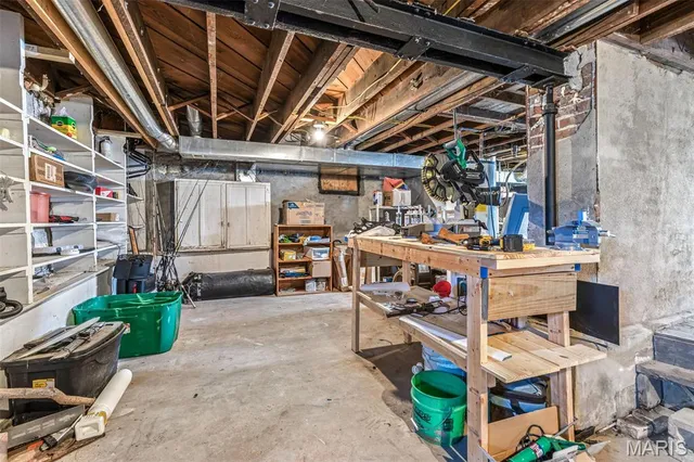 $329,900 | 20 Federal Park Avenue, Park Hills, MO 63601