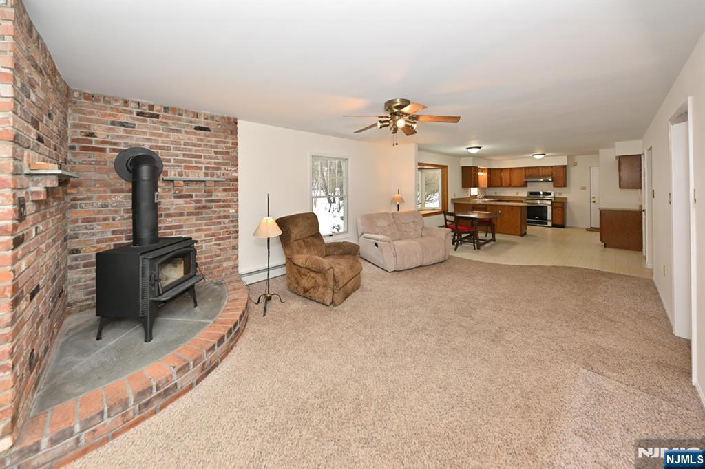 468 Old Tappan Road Old Tappan, NJ 07675 - Photo 12 of 44