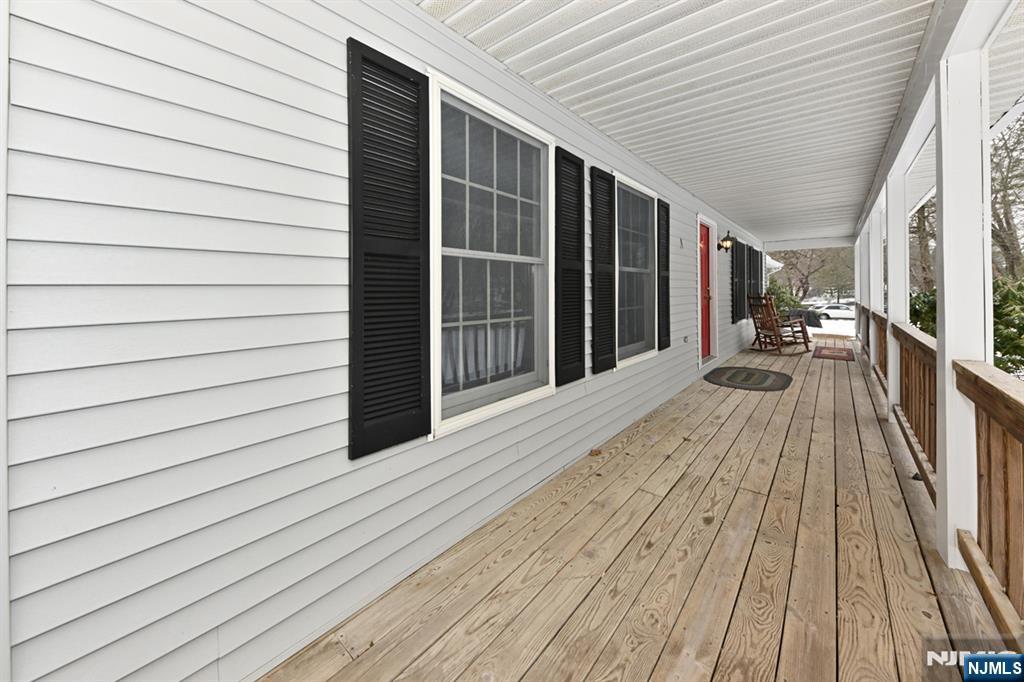 468 Old Tappan Road Old Tappan, NJ 07675 - Photo 25 of 44