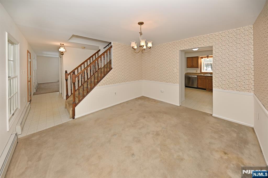 468 Old Tappan Road Old Tappan, NJ 07675 - Photo 10 of 44