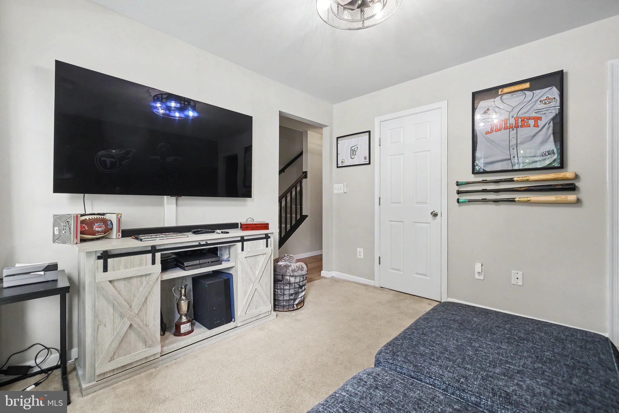 6221 Posey Street Frederick, MD 21703 - Photo 8 of 88 4th Bedroom / Flex Space