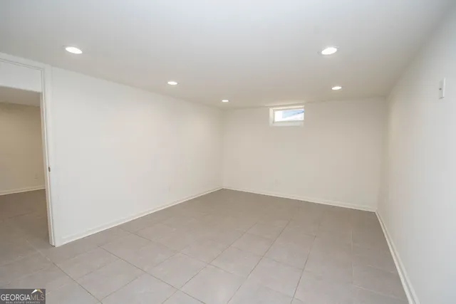 $425,000 | 302 Glenview Drive, Peachtree City, GA 30269