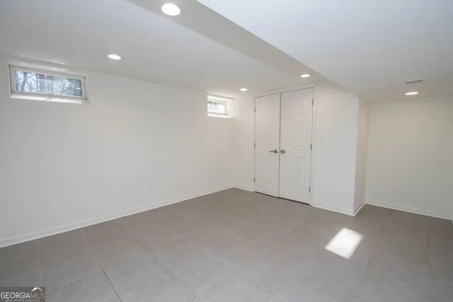 $425,000 | 302 Glenview Drive, Peachtree City, GA 30269