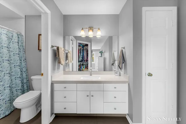 $289,900 | 1049 Fairfield Drive, Hudsonville, MI 49426