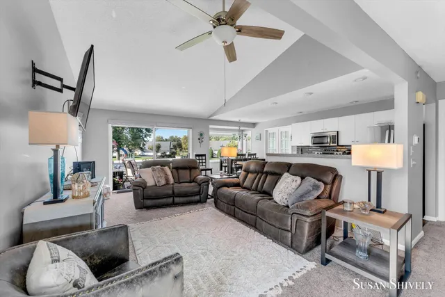 $289,900 | 1049 Fairfield Drive, Hudsonville, MI 49426