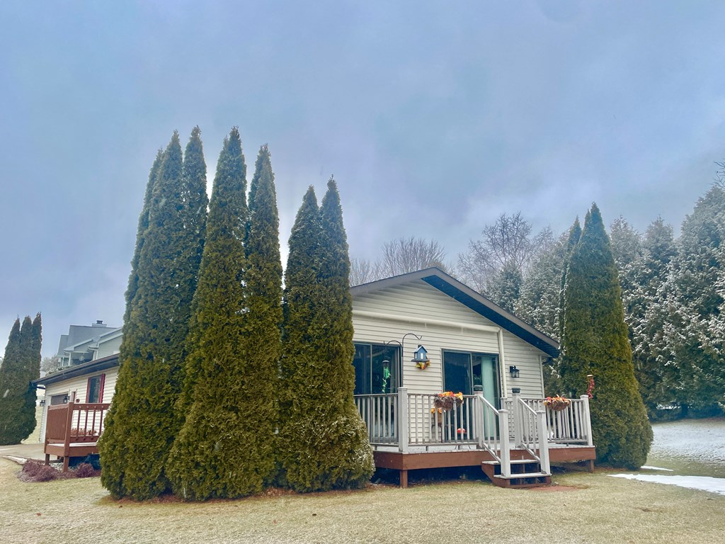 600 Alpine Road Algoma, WI 54201 - Photo 4 of 28 Gallery Image 4